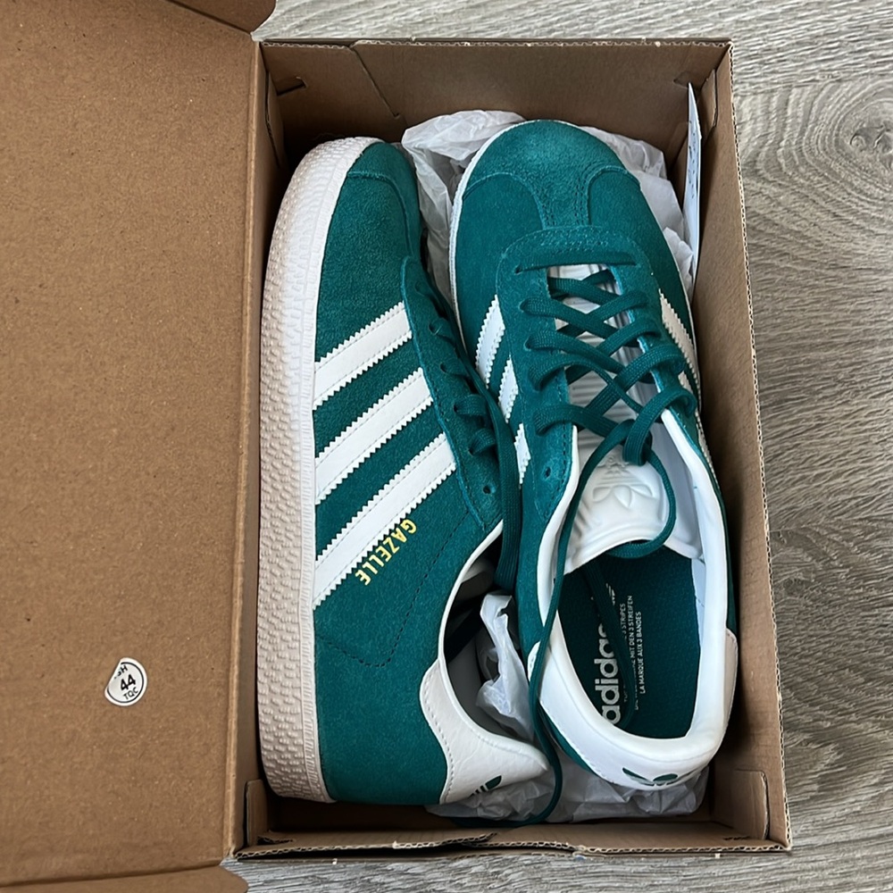 Adidas Gazelle J New in Box